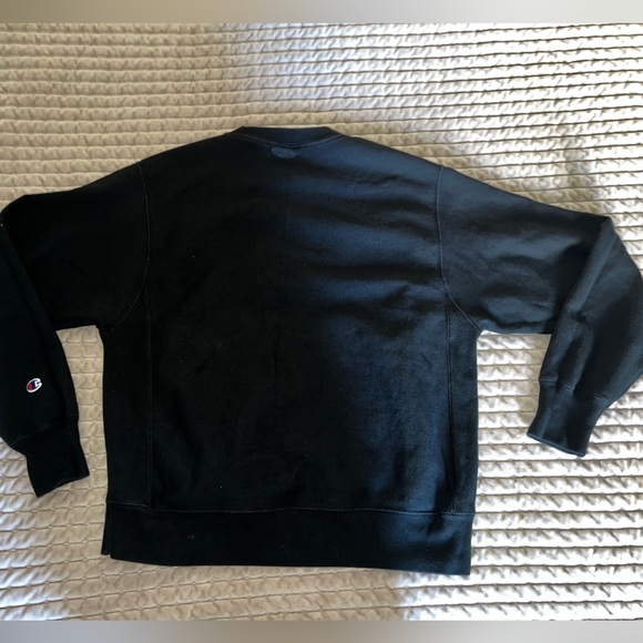 Champion Sweatshirt - Medium - Picture 3 of 3